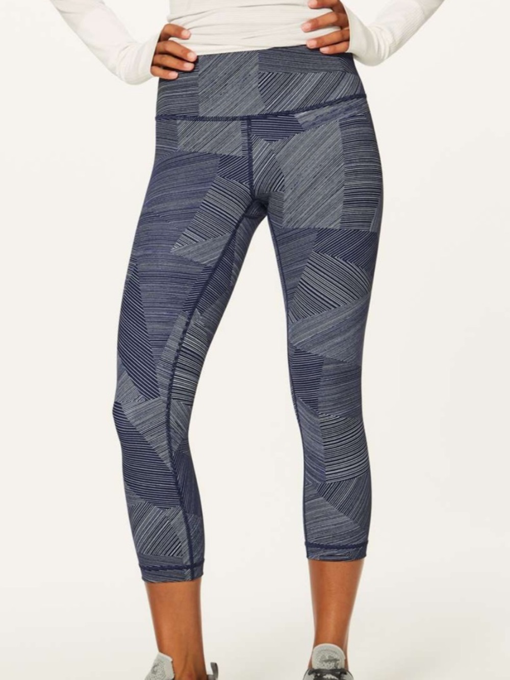 Lululemon Wunder Under Crop (Hi-Rise) (Full-On Luxtreme 21") 4